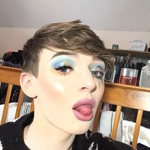 Meet your Posher, Thomas